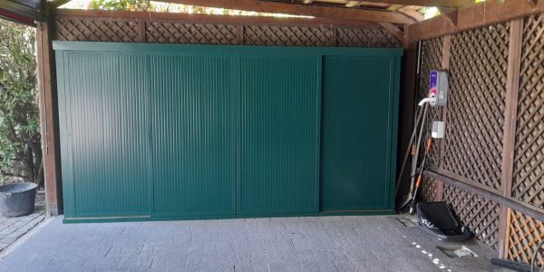 Armadio-in- lamiera-coibentata-ante-scorrevoli