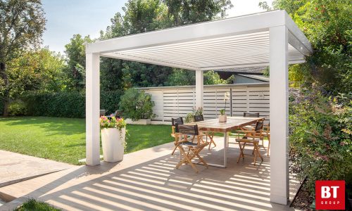 Bioclimatica-autoportante-bianca-modello-R600