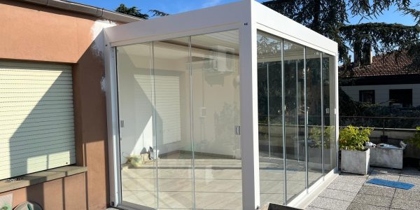 Bioclimatica-kedry-plus-con-vetrate-scorrevoli