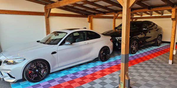 Pavimentazione-in-lastre-sotto-struttura-in-legno