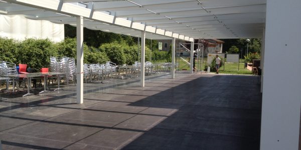 Struttura-in-legno-bianca-america-graffiti