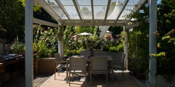 Struttura-legno-tetto-lamelle-alluminio