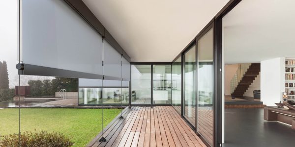 Tenda-a-caduta-a-rullo-grandi-dimensioni