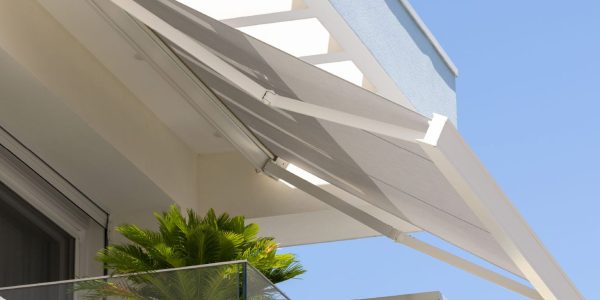 Tenda-da-sole-qubica-light-ke-bianca