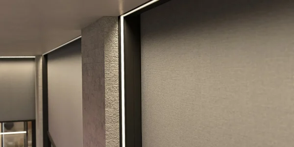 Tenda-ombreggiante-modello-screeny-hide-notte