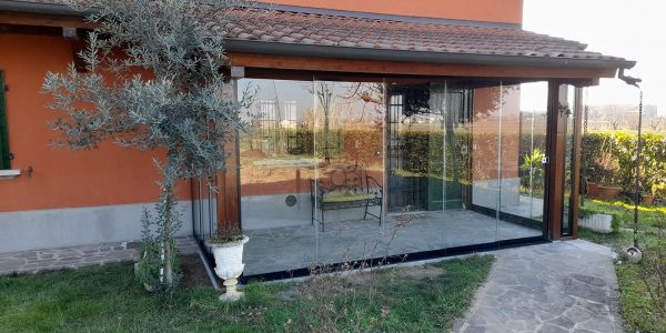 Vetrata-panoramica-installata-nostra-struttura-in-legno